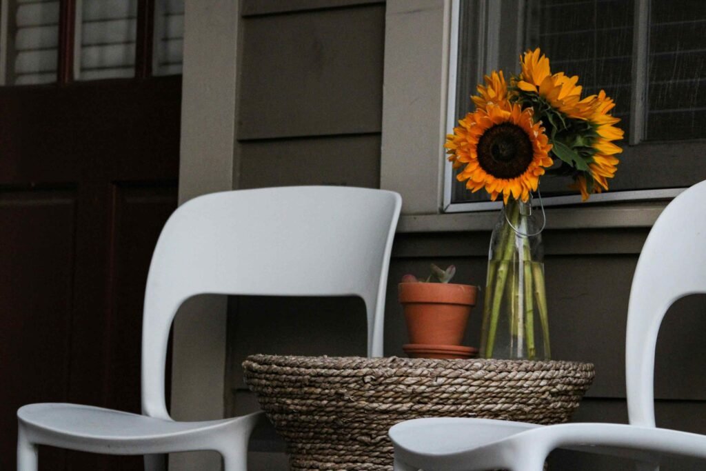 porch side table